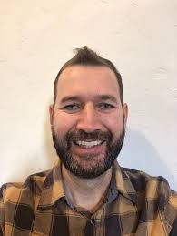 Brandon Toms's Instagram, Twitter & Facebook