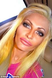 Victoria Wild's Instagram, Twitter & Facebook