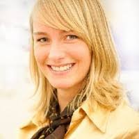 Laura Klump's Instagram, Twitter & Facebook