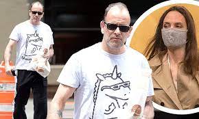British actor jonny lee miller of elementary and dexter fame will be portraying u.k. Jonny Lee Miller Steps Out After Ex Wife Angelina Jolie Visited His Brooklyn Apartment With Wine Daily Mail Online