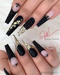 Zehory coffin press on nails black short square matte fake nails full cover acrylic false nails for women and girls (24pcs) (black) 3.3 out of 5 stars 24 $7.66 $ 7. Coffin Matte Black Nails With Rhinestones Matte