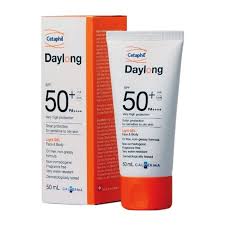 A creamy, hydrating spf is pretty much nonnegotiable when it comes to sunscreen for. Cetaphil Cetaphil Daylong Spf50 Light Gel Reviews Photos Ingredients Makeupalley