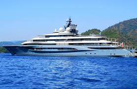Jeff bezos has invested in his personal project dubbed as y721 and the luxurious yacht is under the founder and ceo of amazon has reportedly bought a $500 million yacht that apparently requires its. 83wkse29kb2kpm