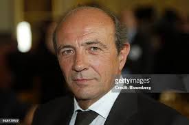 317 Director Korn Stock Photos, High-Res Pictures, and Images