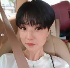 Bookmark your favorite layered hair style of the bunch. Ahn Young Mi Responded To Controversy Over Secretive Advertisement I Paid My Money For My Hair Cut Mottokorea