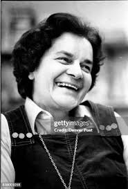 158 Nov 9 1982 Stock Photos, High-Res Pictures, and Images