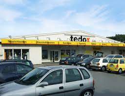 Die tedox filiale in offenbach auf 5.005 qm, die auf drei verkaufsebenen verteilt sind, finden unsere besucher ein umfangreiches sortiment an textilen und harten bodenbelägen, teppichen, tapeten, farben sowie zubehör, gardinen mit einer sehr großen auswahl an ballenware / fertiggardinen, haustextilien, haushaltswaren, möbeln, heimwerker. Ihr Renovierungs Discounter Tedox In Oberhausen