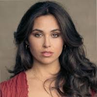 Bethany Hare's Instagram, Twitter & Facebook