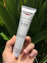 Kem dưỡng trắng da eucerin white therapy whitening body lotion spf7 review | hoa chrissy chào các bạn, để kem dưỡng. Bebas Jerawat Dalam Dua Minggu Eucerin Proacne Solution A I Clearing Treatment Cerita Budak Sepet