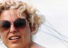 Does anyone remember a poem that ended with " and a penny in her shoe?" My  mom used to quote it.