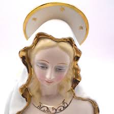 Vintage Religious Praying Madonna Vase