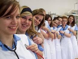Unser team hat alle gelisteten feiertage gewissenhaft recherchiert und bringt die daten und hintergrundinformationen. 12 Mai Internationaler Tag Der Pflege Tag Der Pflegenden International Nurses Day Ind2021 Die Neue Bibliothek Der Welttage