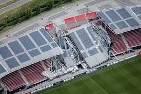 Het stadion de adelaarshorst van voetbalclub go ahead eagles ligt midden in een woonwijk van deventer. Go Ahead Eagles En Pec Zwolle Stadions Voldoen Aan De Eisen Dus Geen Extra Controles Deventer Destentor Nl