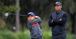 Watching Tiger Woods Play An Often Hidden Role Dad The New York Times