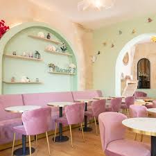 ✨ 1 jour, 1 commerçant ✨ 🍰 Misceo – Mélange de douceurs à Bordeaux Nassim  et Lynn réinventent le salon de thé traditionnel avec leur savoir-faire  Ferrandi et leurs influences franco-libanaises et