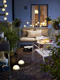 Ideas Para Iluminar El Exterior De Tu Casa Decoracion De Terrazas Pequenas Decoracion Terraza Y Pequena Terraza