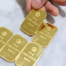 *) harga emas dunia berdasarkan tradingview.com dan mungkin akan ada perbedaan dengan harga emas di aplikasi. Harga Emas Antam Lebih Murah Rp 1 000 Per Gram Pada 15 Desember 2020 Bisnis Liputan6 Com