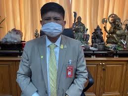 นายอภิวัฒน์ ขันทอง กรรมการผู้ช่วยรัฐมนตรีประจำสำนักนายกรัฐมนตรี ในฐานะทนายความประจำสำนักกฎหมาย อ.อัมพร ณ ตะกั่วทุ่ง ได้. à¸­à¸  à¸§ à¸'à¸™ à¸‚ à¸™à¸—à¸­à¸‡ à¸£à¸§à¸¡à¸‚ à¸²à¸§à¹€à¸ à¸¢à¸§à¸ à¸š à¸­à¸  à¸§ à¸'à¸™ à¸‚ à¸™à¸—à¸­à¸‡ à¹€à¸£ à¸­à¸‡à¸£à¸²à¸§à¸‚à¸­à¸‡à¸­à¸  à¸§ à¸'à¸™ à¸‚ à¸™à¸—à¸­à¸‡