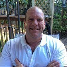 Eric Scruton's Instagram, Twitter & Facebook