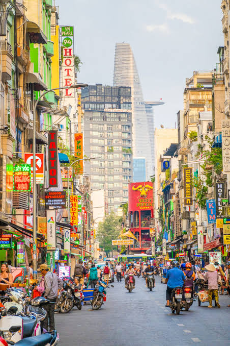 HCM CITY F&E 3D2N