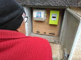 Les ondes électromagnétiques se trouvent un peu partout dans notre environnement. Compteur Linky Ils Inventent Un Appareil Pour Se Proteger Des Ondes Le Republicain Sud Gironde