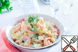 The fresh thai shrimp salad is topped with crispy onions and roasted peanuts, giving it a great crunch. Thai Shrimp Salad Recipe With Pictures Step By Step Food Recipes Hub
