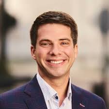 Amanda Handley (@AVHandley)