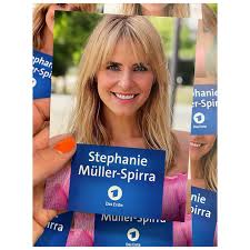 Hon arbetade också som extern reporter på. Stephanie Muller Spirra Facebook