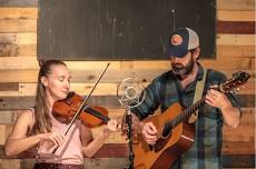 Live Music: Tim & Dani Fischetti — Sakonnet Vineyard