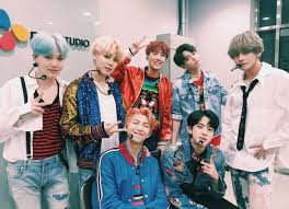 Untuk penggemar bts garis keras, temukan biodata bts lengkap, gambar bts dan army bts, begitu mereka menyebut nama penggemarnya, ini sudah tersebar di seluruh dunia dan membuat. Bts Set For Explosive Performances On Dynamite And Upcoming New Single Life Goes On At American Music Awards 2020 Bollywood News Bollywood Hungama All Celebs Wiki
