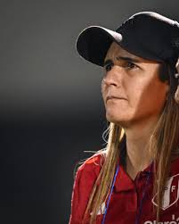 Emily Lima (@emilylima_coach)