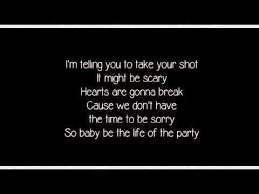 Don T Let The Sun Go Down On Me Lyrics Meaning Life Of The Party Shawn Mendes Lyrics Shawn Mendes Lyrics Lyrics News Songs