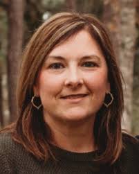 Let's meet J.I Watson Elementary's Of The Year winners today! Kyleigh  Fontenot is the 2023-2024 student of the year. She loves playing softball  and is always dancing. She loves to entertain everyone