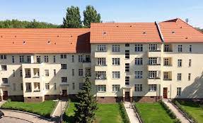 Reinickes hof besitzt 21 wohnungen im sozialen wohnungsbau. Reinickes Hof Baugenossenschaft Eg Mietwohnungen In Berlin