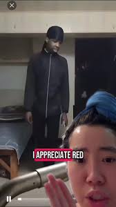Reaction Asian Guy Jumper in Coat