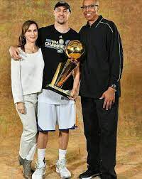 He was born to mr. Klay And His Parents Klay Thompson Golden State Warriors Mychel Thompson