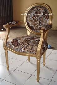 Pin By Alice Nemec On Sillas Vintage Dining Chairs Antique Dining Chairs Patterned Dining Chairs