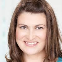 Jennifer Emery's Instagram, Twitter & Facebook