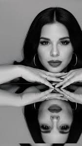 Trend Gemini Black Ang White Side View and Body