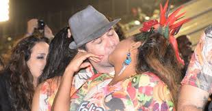 Gaby amarantos posa de barriga de fora e exibe nova. Gaby Amarantos Assume Namoro Com O Musico Edu Krieger Nao E Amor De Carnaval Purepeople