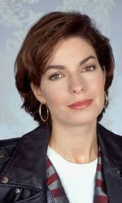 Who should play Eve Dallas in a movie adaptation?