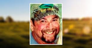 Cecelia Metz's Instagram, Twitter & Facebook