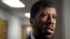 Suspended Halifax lawyer Lyle Howe sobs during testimony