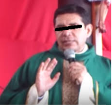 El teléfono celular del sacerdote Francisco Bautista Ávalos podría  condenarlo por el #asesinato del joven Hugo Leonardo Avendaño, pues  registros satelitales revelaron que estuvo en el lugar y momento del  homicidio. •#Notimex
