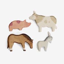 Beautifully Simple And Smooth Heirloom Quality Hardwood Maple Figurines Perfect For Play Or For Decoratio Farm Animal Toys Wooden Animal Toys Wood Kids Toys