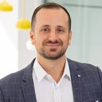 50+ perfiles de «Maiolo»