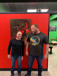 Know more about his career, wife, salary, net worth, height, stand up, ufc. Leyla On Twitter Completely Flabbergasted At Learning About Joe Rogan S Height