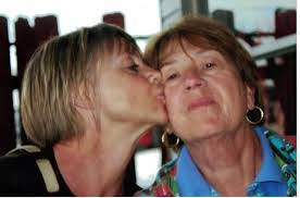 Annette Snook's Instagram, Twitter & Facebook