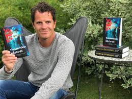 His first book, be inte om nåd, was published in 2016. Sueco Martin Osterdahl E O Novo Supervisor Executivo Do Esc E Festivalpt