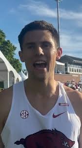 Alex Phillip makes a STATEMENT! The North Carolina standout and former D3  superstar just threw down a monster 40-second personal best of 27:51 to win  the men's 10,000 meters at the Bryan